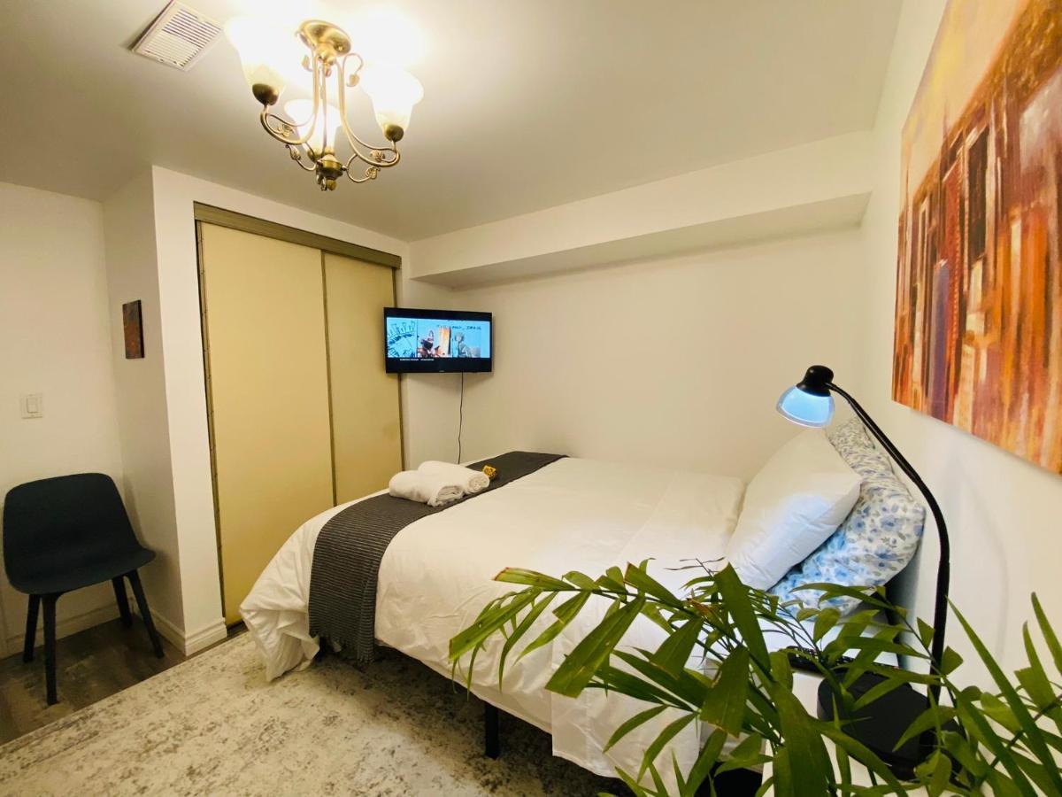 Toronto Bed & Breakfast - Free Parking Exteriér fotografie