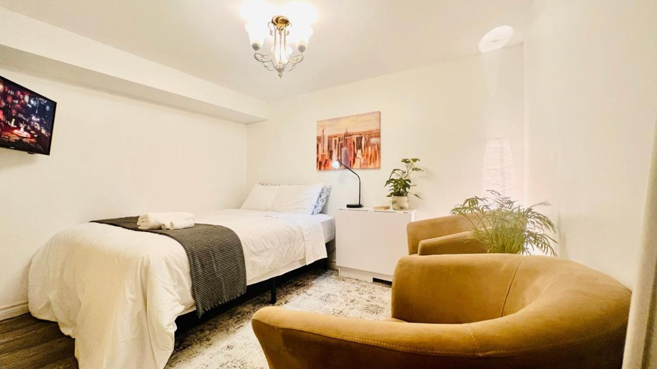 Toronto Bed & Breakfast - Free Parking Exteriér fotografie