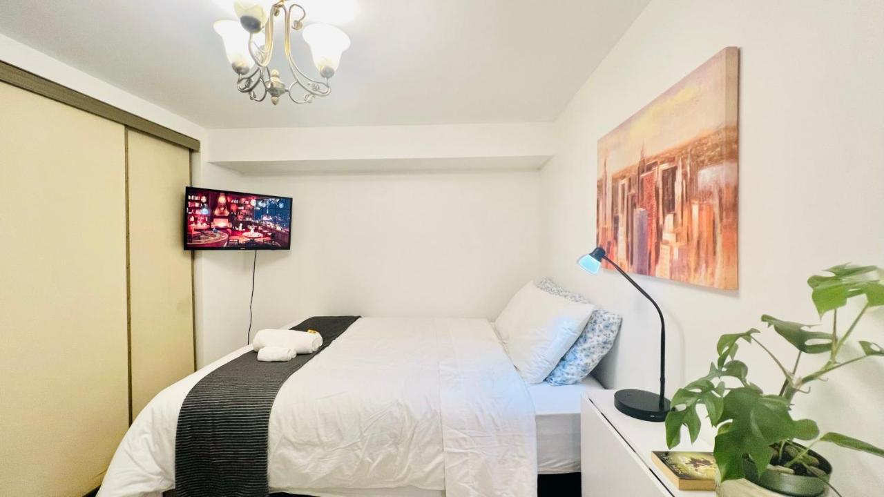 Toronto Bed & Breakfast - Free Parking Exteriér fotografie