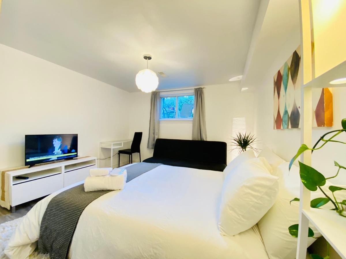 Toronto Bed & Breakfast - Free Parking Exteriér fotografie