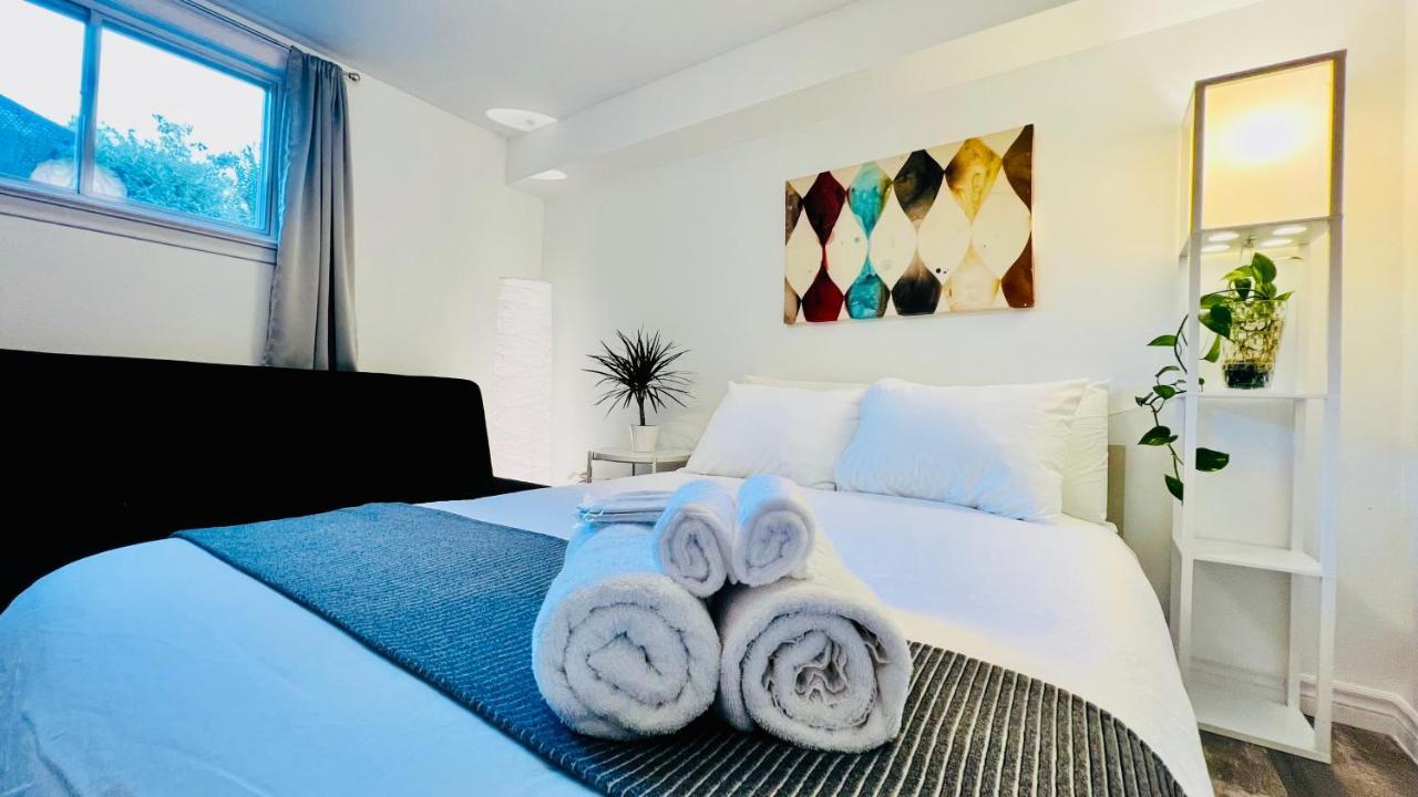 Toronto Bed & Breakfast - Free Parking Exteriér fotografie